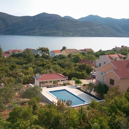 Seaside Apartments With A Swimming Pool Kneza, Korcula - 9269 Račišće Kültér fotó