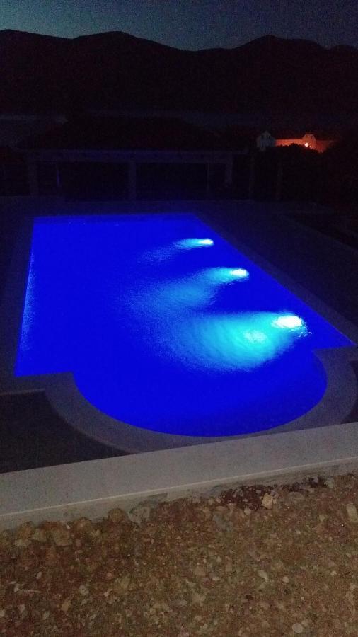Seaside Apartments With A Swimming Pool Kneza, Korcula - 9269 Račišće Kültér fotó