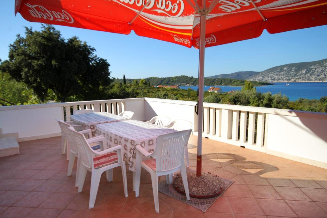 Seaside Apartments With A Swimming Pool Kneza, Korcula - 9269 Račišće Kültér fotó