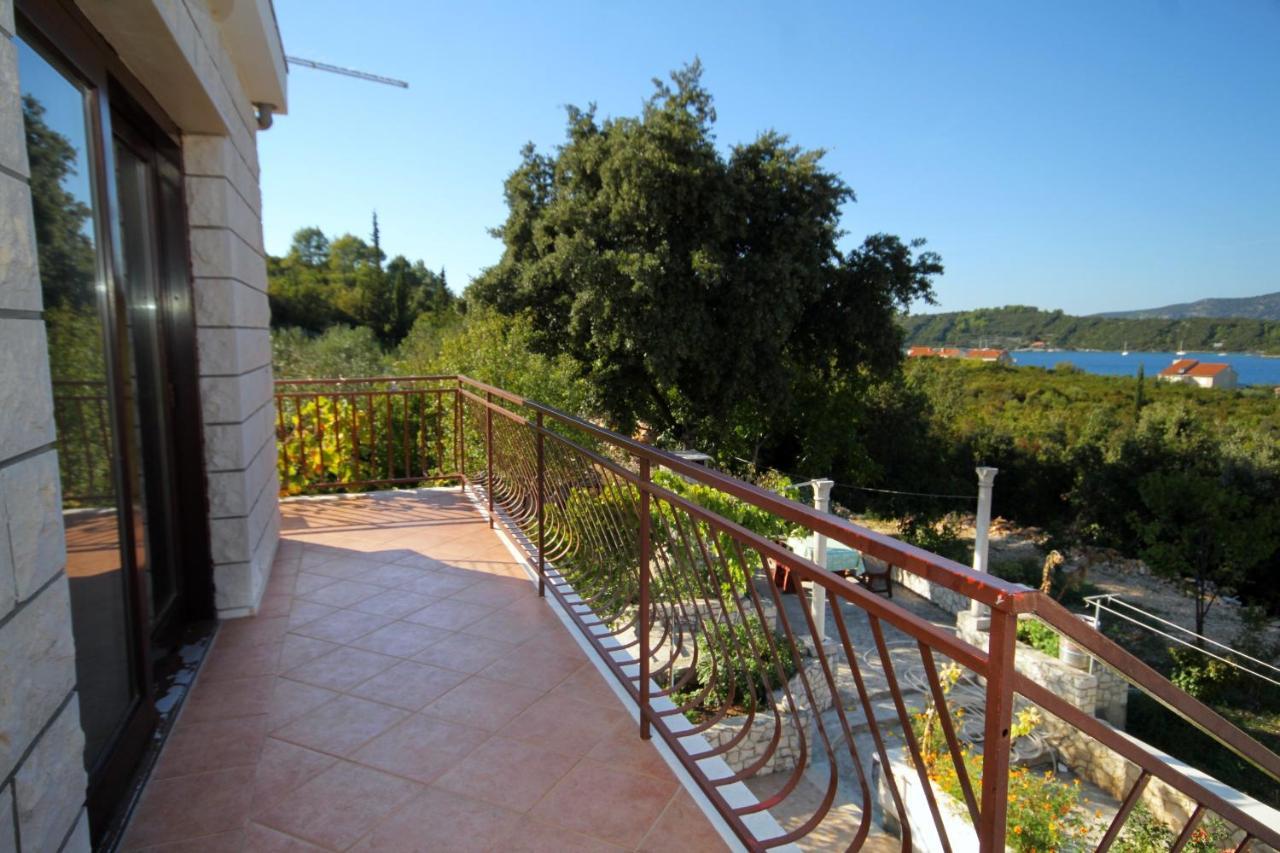 Seaside Apartments With A Swimming Pool Kneza, Korcula - 9269 Račišće Kültér fotó